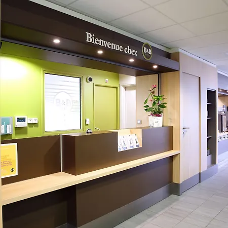 Centre Le Millenaire Hotel 2*