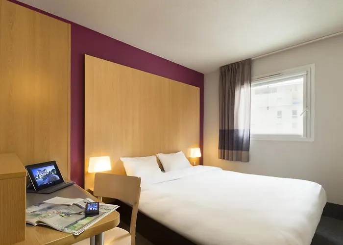 酒店 Centre Le Millenaire 2*