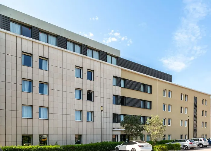 Centre Le Millenaire 酒店