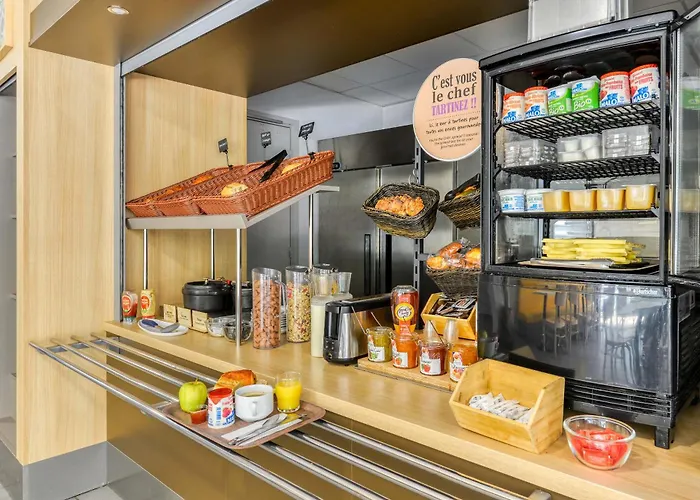 酒店 Centre Le Millenaire 2*