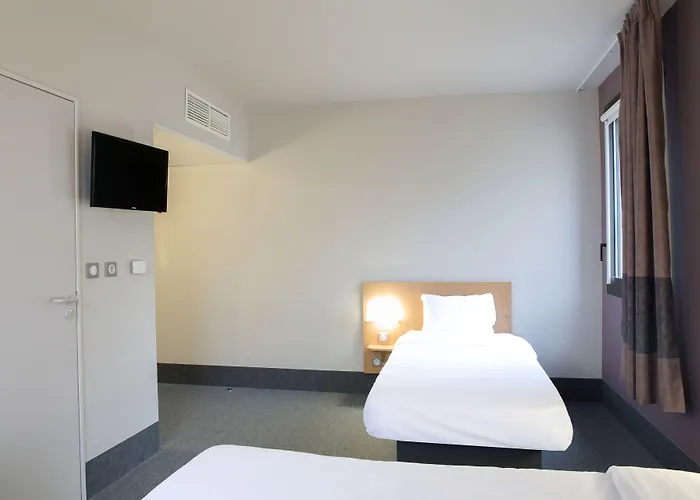 Centre Le Millenaire 酒店 2*