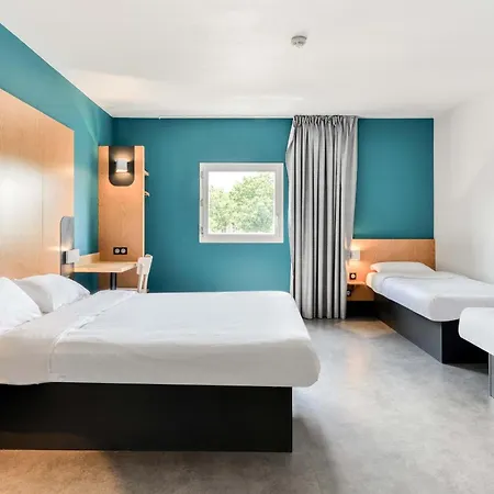 Centre Le Millenaire Hotel 3*