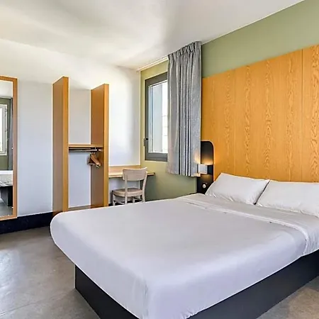 Montpellier Centre Le Millenaire 3* Монпелье