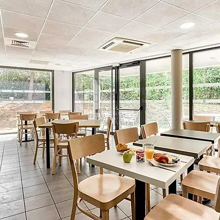 Отель Montpellier Centre Le Millenaire Монпелье