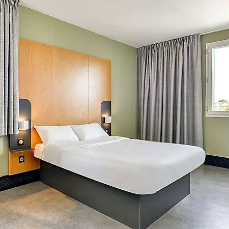 Centre Le Millenaire 3 Etoiles 몽펠리에