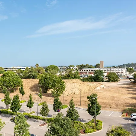 Centre Le Millenaire 3 Etoiles Hotel 3*