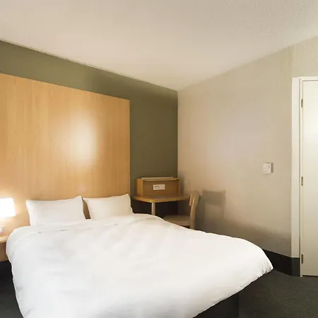 Centre Le Millenaire Hotel